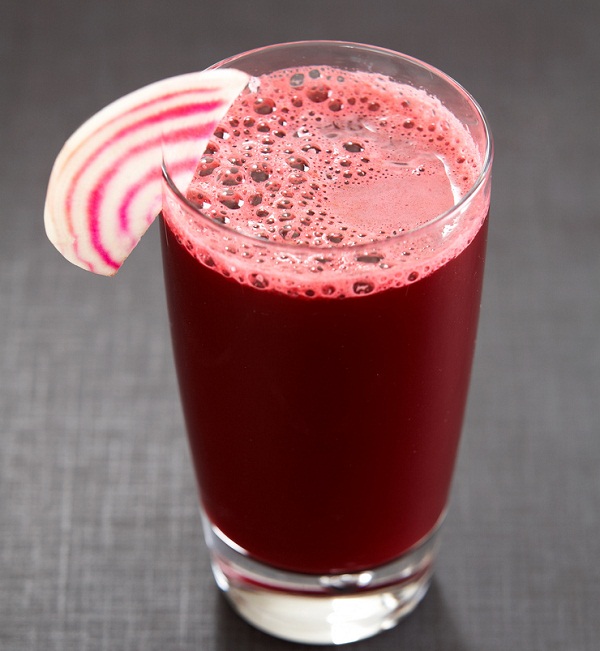 50 ml of this juice reduces arterial tension, protects the liver and fights anemia