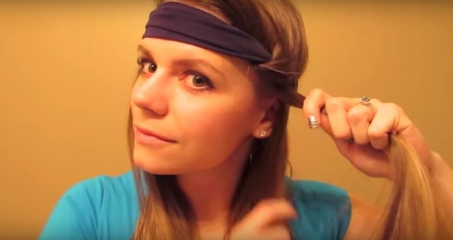 How to curl your hair without using an iron