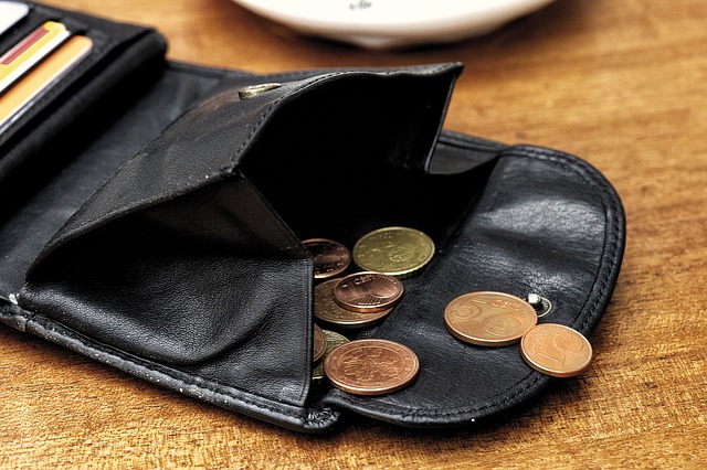 9 reasons why your wallet is always empty