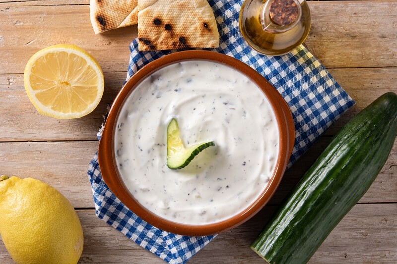 Tzatziki sauce: Greek yoghurt sauce with garlic and cucumber